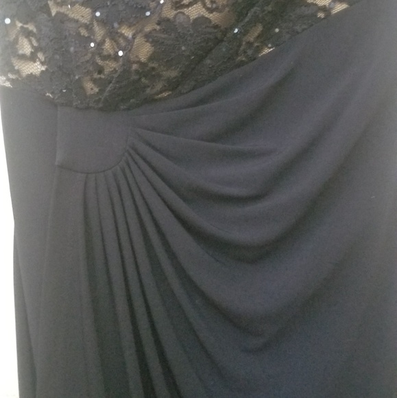 Dress - Picture 2 of 4